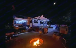 The Easy Living Retreat | Spacious RV + 1.5 Bath