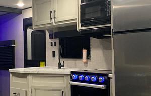 Sleeps 9 2022 Jayco Jay Flight SLX 284BHS