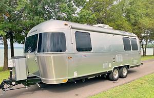 2019 Airstream International Serenity