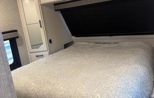 2024 Jayco Eagle 321RSTS RV rental photo 6