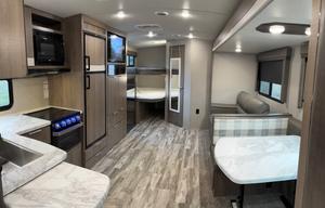 2021 Grand Design Imagine 2800BH RV rental photo 11