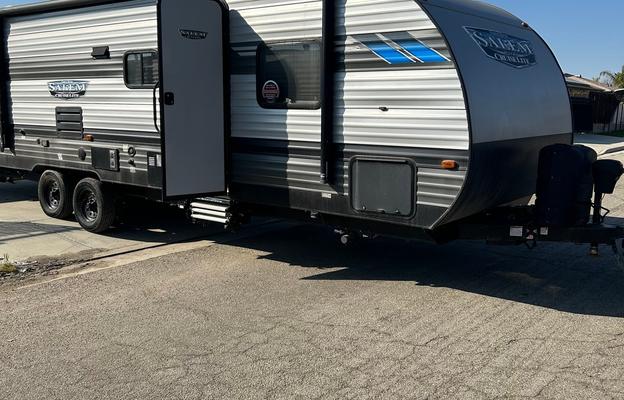 Family Friendly 2022 Cruise Lite trailer
