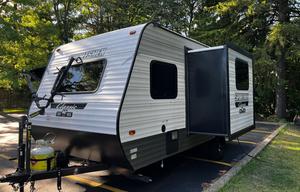 Outdoor kitchen and Bunkhouse - Delivery ONLY
