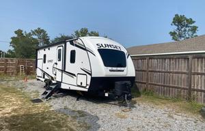 2023 Sunset Trail SS222RB RV rental photo 3