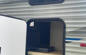 *Delivery Only* 2020 Coachmen RV   Catalina Summit