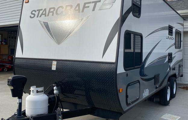 2018 Starcraft Launch Outfitter 7 19BHS