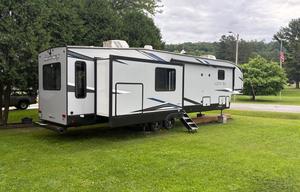 2022 Arctic Wolf Suite 3660