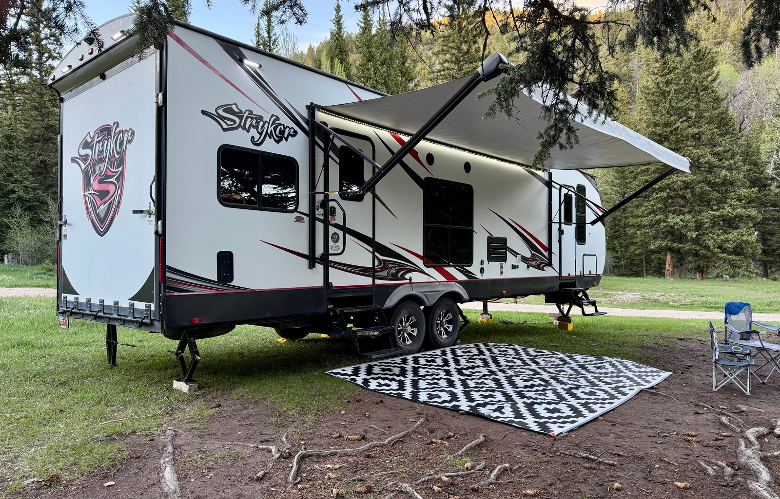 2019 Cruiser Stryker ST-2916 w/paddle boards!