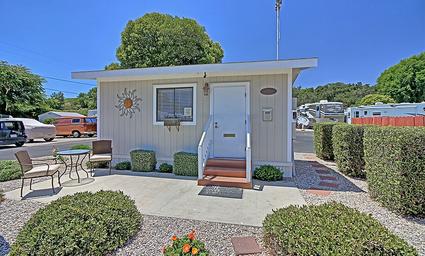 Ventura Oaks
