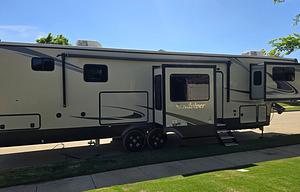Luxury RV for Events & Weekends | Deliverable