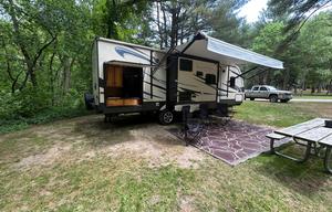 FULLY STOCKED FAMILY RV | WE DELIVER & SET UP