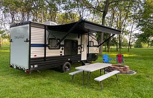 2019 Wolf Pup Toy Hauler