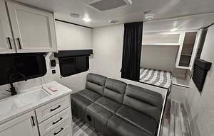 2025 Jay Flight SLX 260BH RV rental photo 2