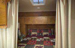 Camp in vintage luxury