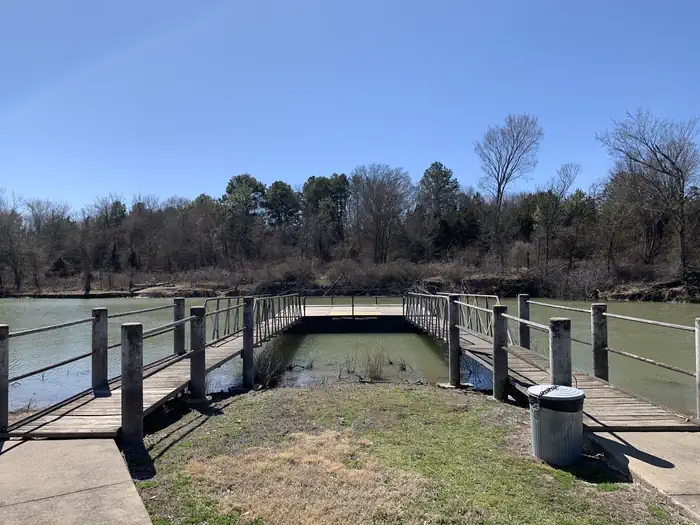 Oak (Navarro Mills Lake)