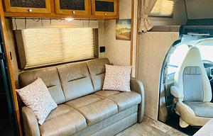 2018 Coachmen Leprechaun - LPA233