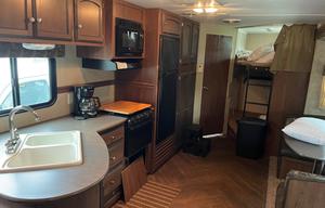 2014 Dutchmen RV Dutchmen 261BHS RV rental photo 4