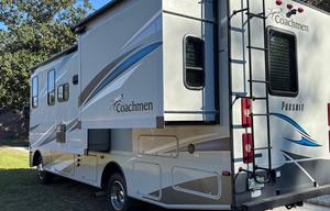 2021 Pursuit 27DS RV rental photo 6