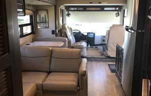 2020 Thor Motor Coach 35M