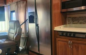2008 monaco knight coach 40DFT