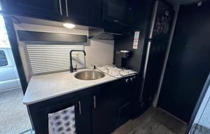 2022 Cherokee Wolf Pup 16BHS RV rental photo 10