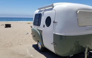 Easy to Tow Vintage Trailer (Happier Camper HC1)