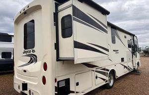 2019 Jayco Precept 33U RV rental photo 17