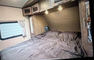2018 Forest River RV Surveyor 295QBLE