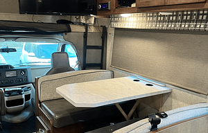 2019 Sunseeker 2860DS Ford RV rental photo 9