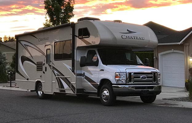 2020 Thor Motor Coach Chateau 26B