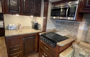 2017 Fleetwood RV Jamboree 30D