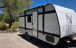 2025 Keystone 17B + Easy Towing with SUV