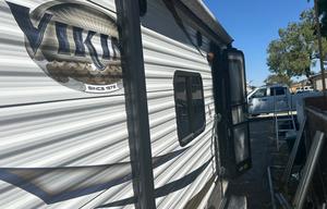 2016 Viking Ultra-Lite 17FB
