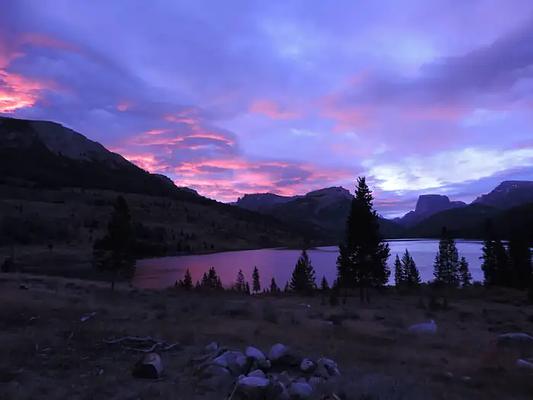Green River Lake Lodge, Loop: Cabin