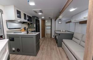 2024 Heartland Eddie Bauer 34 BHS RV rental photo 7