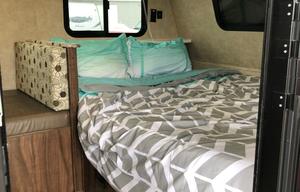 2019 Coachmen RV Clipper Cadet 17CBH