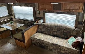 2011 Keystone RV Summerland 2980BHGS