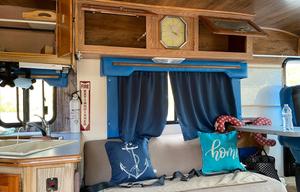 1989 Van American GMG Cobra Malibu Motor Home