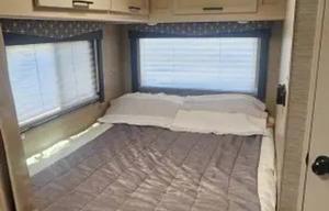 The Island Breeze Cruiser • Sleeps 6  • Thor Elite
