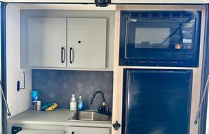 Adventure awaits in this Pet friendly, off road RV