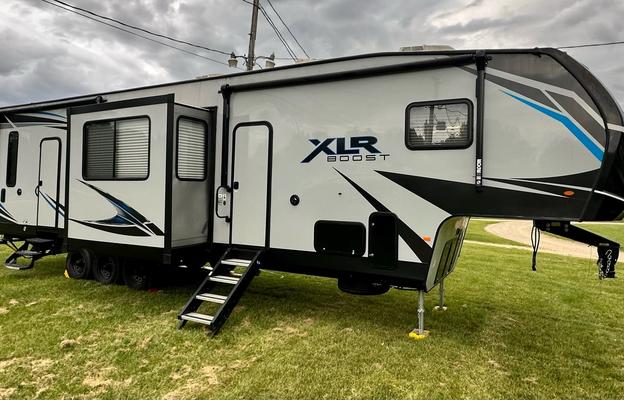 XLR Boost Toy Hauler