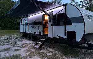 *Camping Special*CLEAN & Spacious Family Bunk House