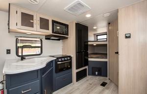 2025 Prime Time RV Avenger LE 21RBSLE RV rental photo 8