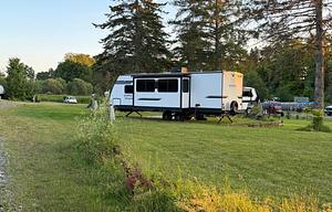 2025 Sunset Trail  Delivery with setup Available