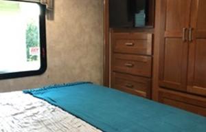 2019 Winnebago Spirit Bunk beds