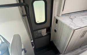 2024 NEW Thor Compass AWD Class B+