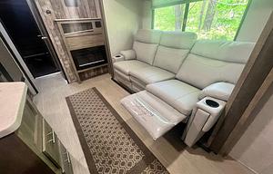 Action Camper, Toy Hauler