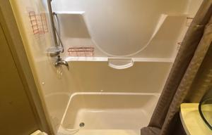 2016 Voltage V3970 RV rental photo 6