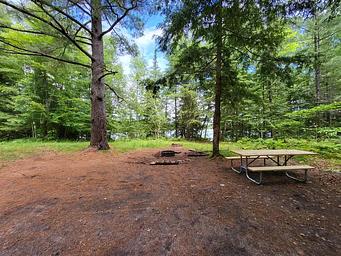 001, Loop: CROOKED LAKE CAMPSITE