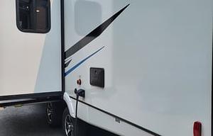 2023 Coachmen RV Freedom Express Ultra Lite 257BHS